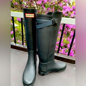 Black Hunter Original Tall Boots (US size 5)